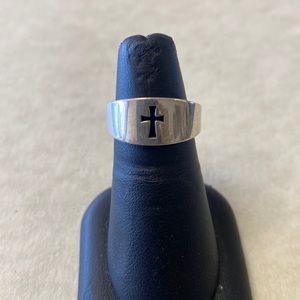 James Avery sterling silver 925 cut out cross ring size 5